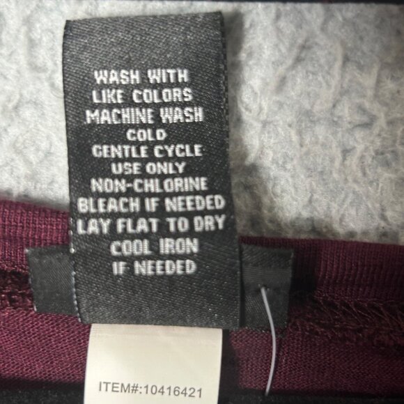 Torrid Womens 2‎ 2X 18-20 Deep Merlot Lace Inset Top 3/4 Sleeve Stretchy - Picture 8 of 9